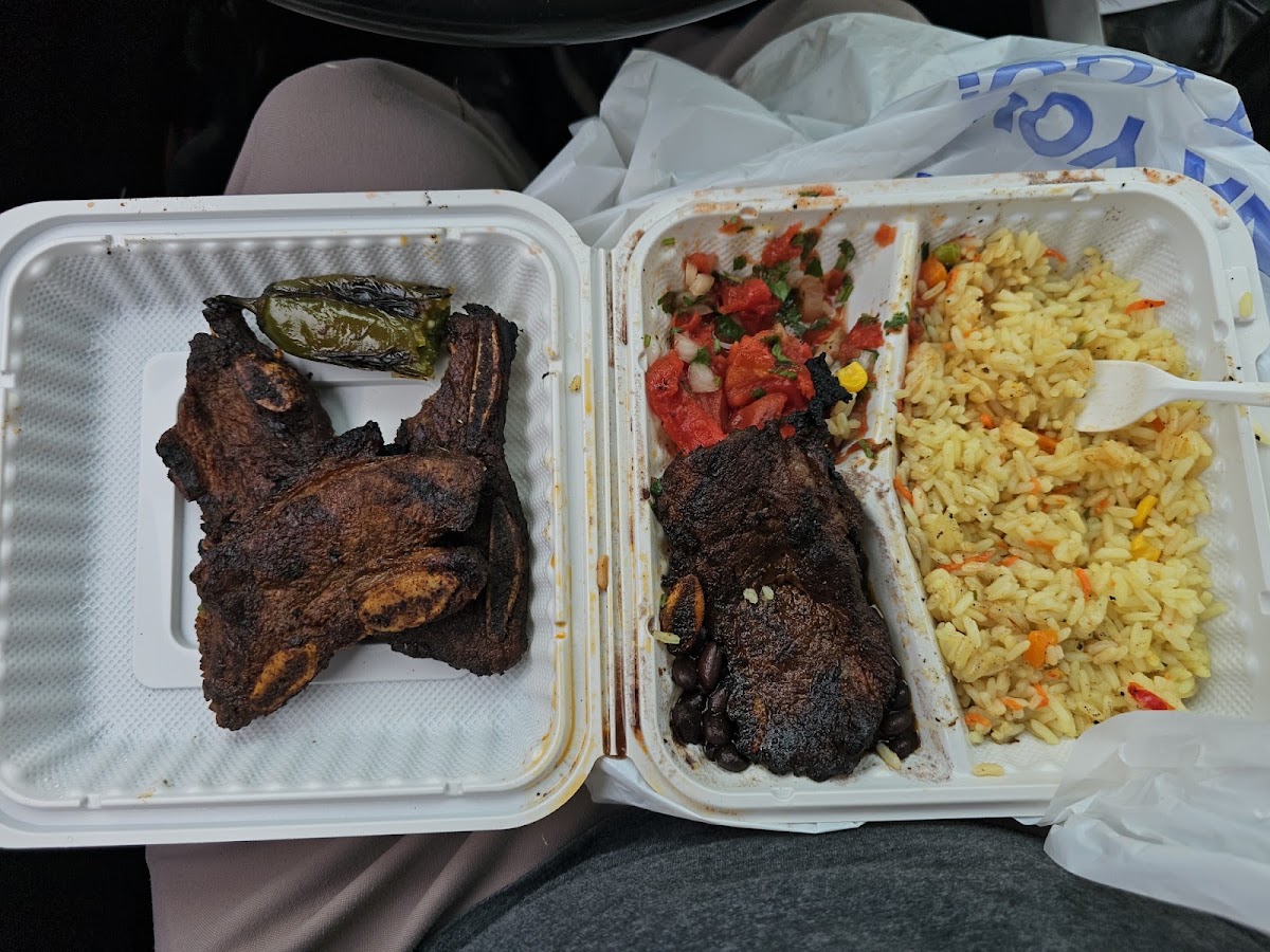 El Chapin taqueria y Pupuseria