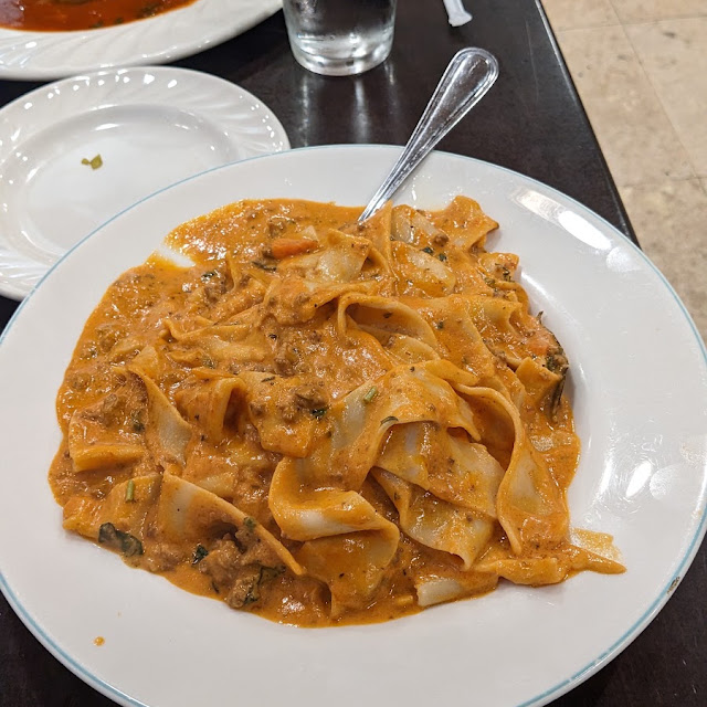 Pappardelle Bolognese