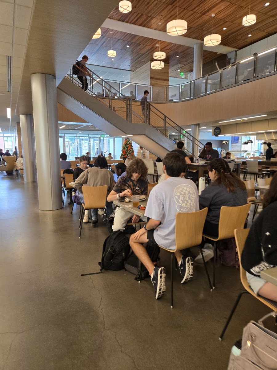 The Edge at Central Dining