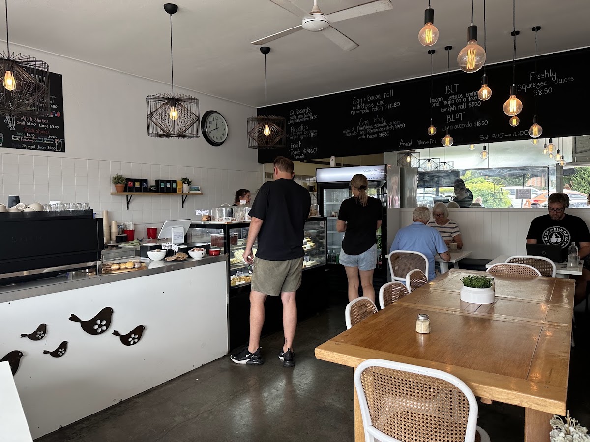 Little Birdy Cafe