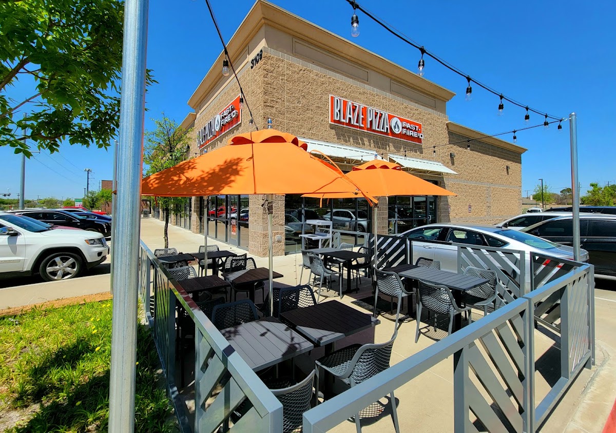 Blaze Pizza