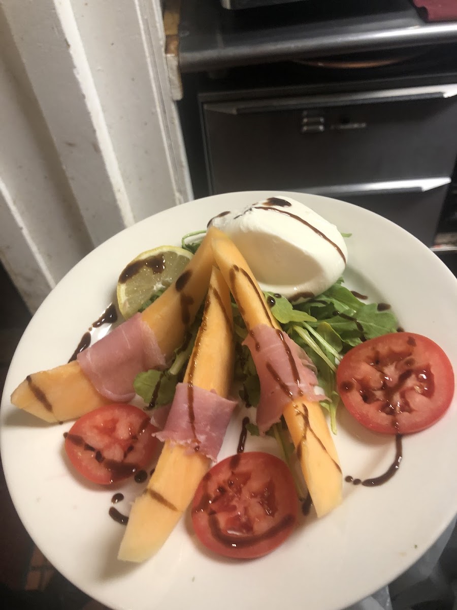 Amore Italian Pizza & Restaurant