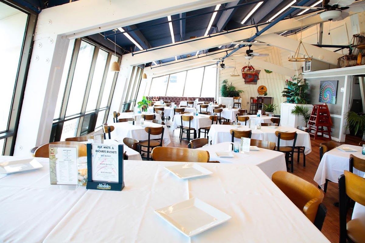 Lobster Lounge