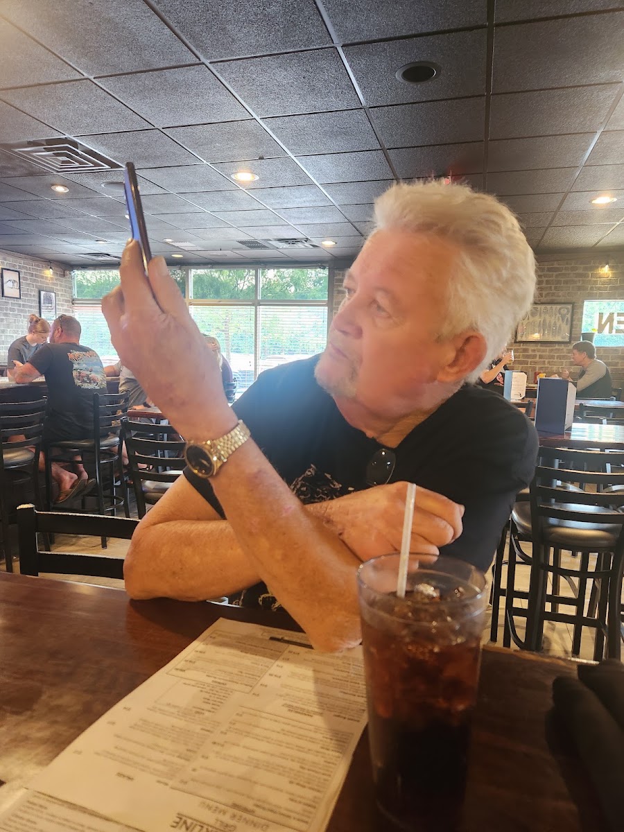 Borderline Grill