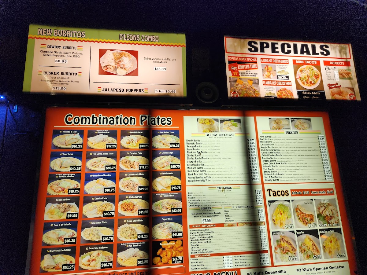 D'Leon's Mexican Food menu board