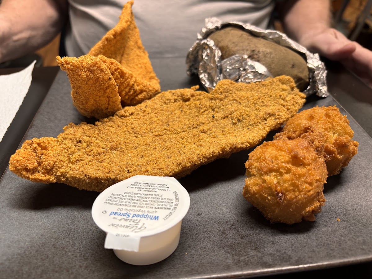 Ray Ray's