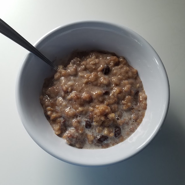 Cinnamon Raisin Oatmeal