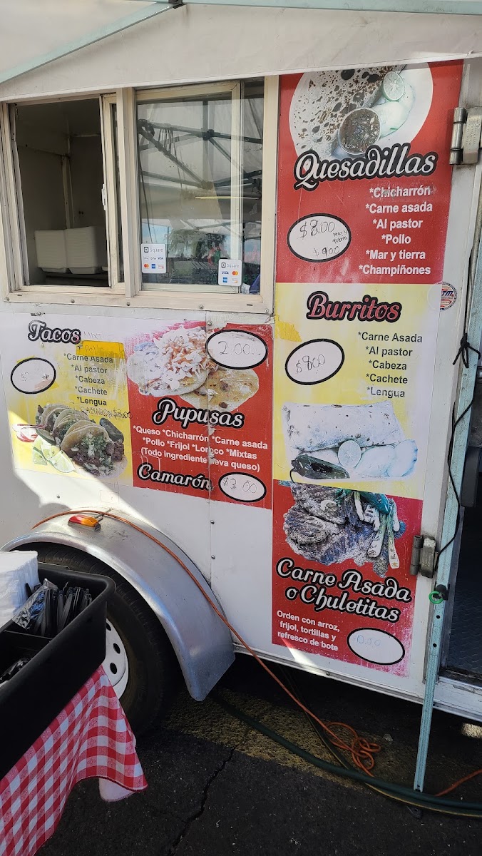 El quiché pupusas menu board