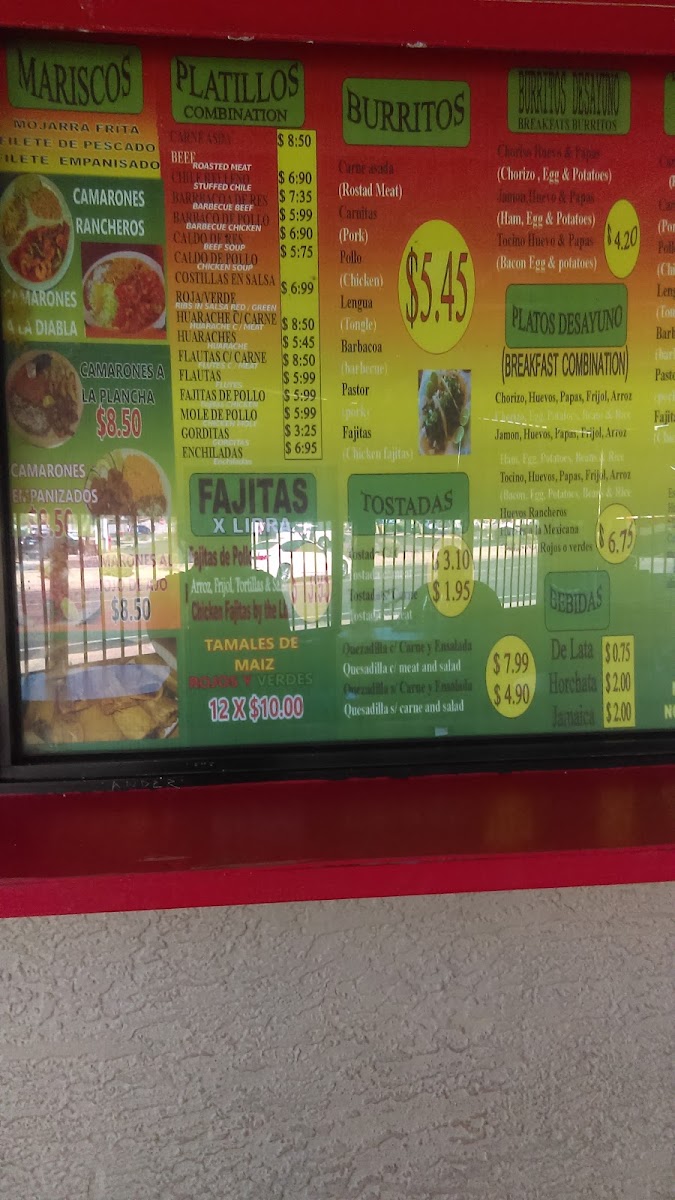 El Sazon Del Sur menu board