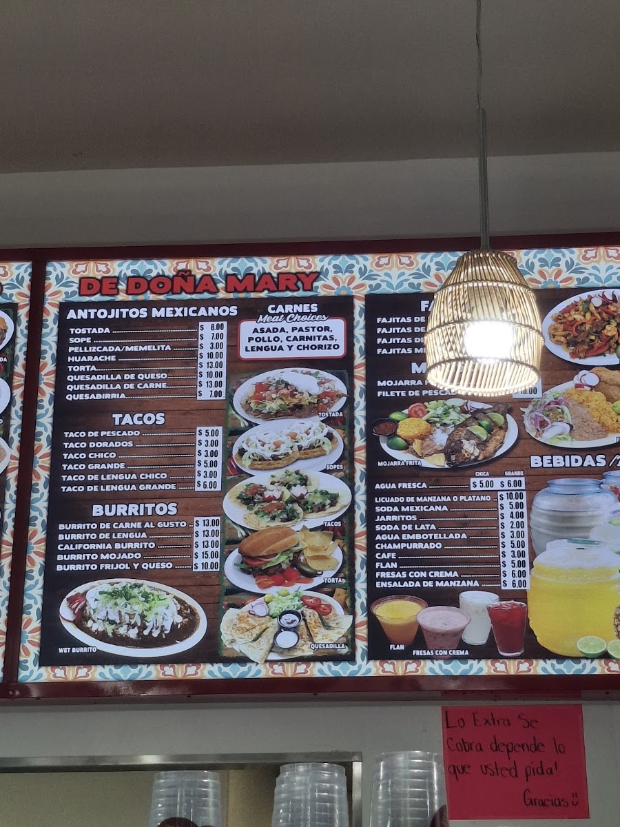 EL RINCONCITO DE DOÑA MARY menu board