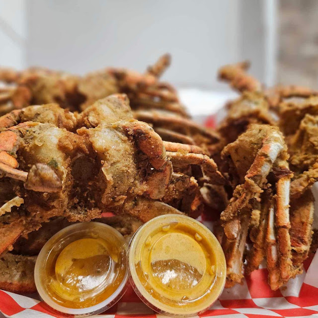 Garlic Fried Crabs
