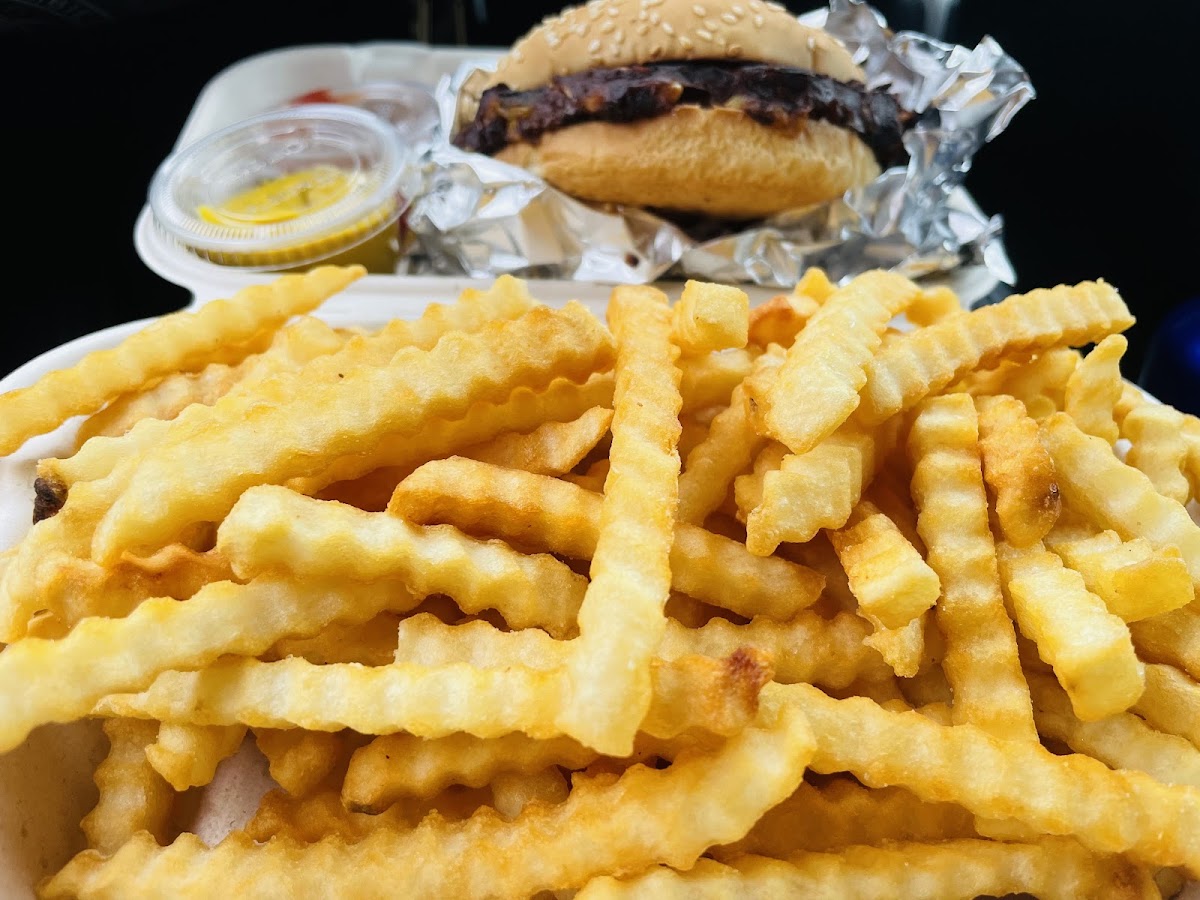 Tugboat Willy's