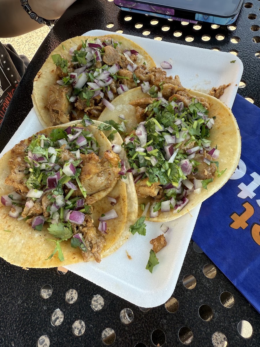 El Gusano Taco Truck