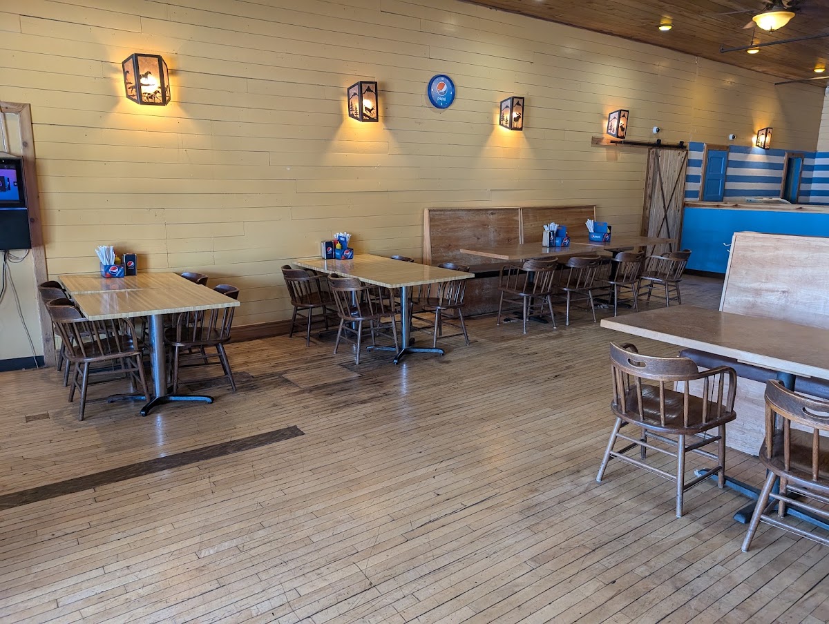 East Glacier Stageline Pizza