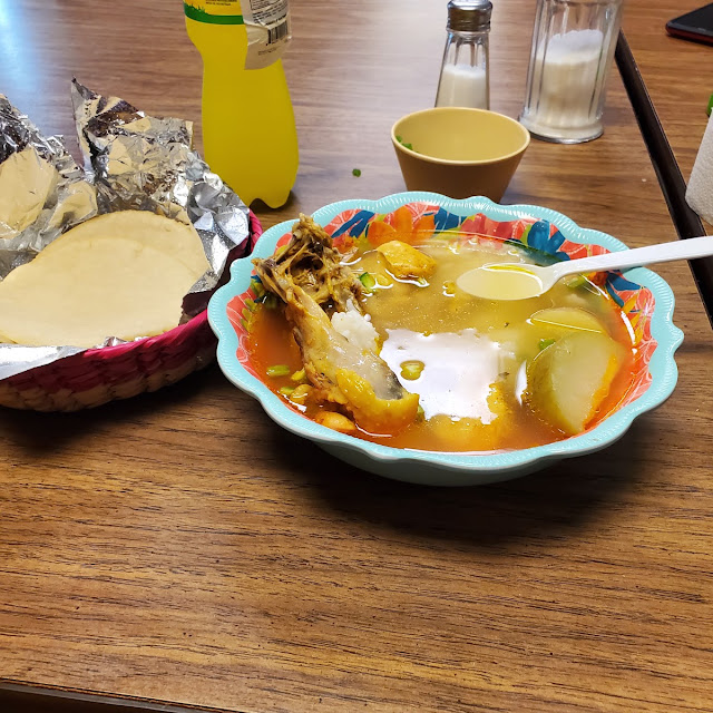 Caldo Pollo