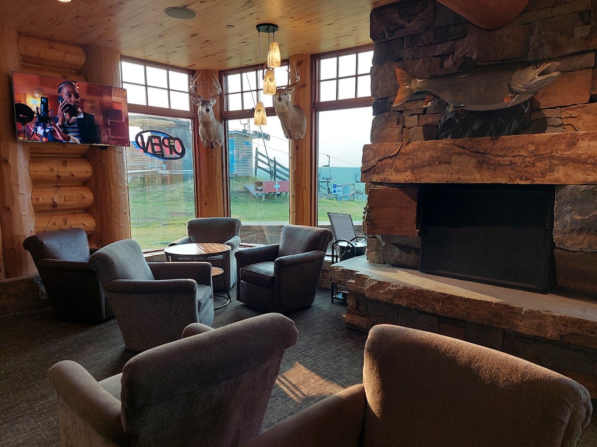 Trophy Lodge Bar and Grill