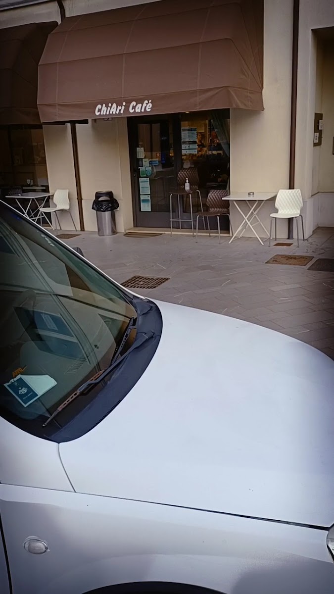 ChiAri Café