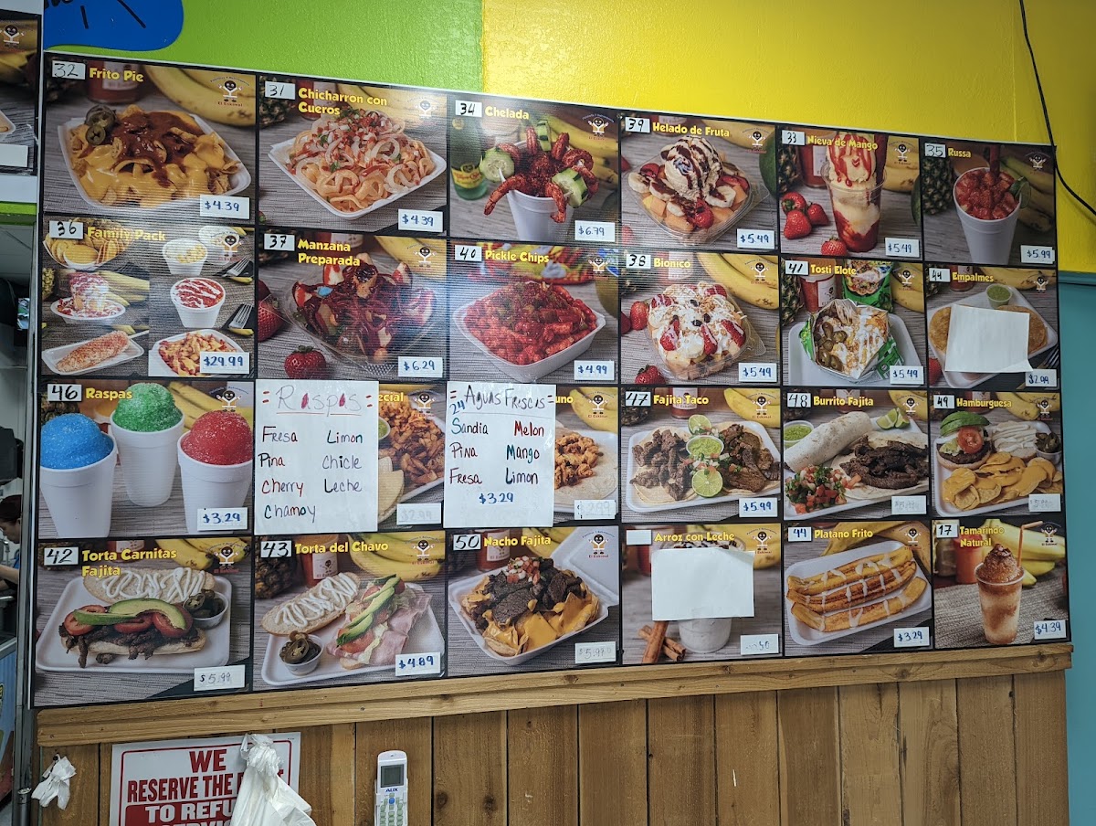 Refresqueria San Marcos menu board