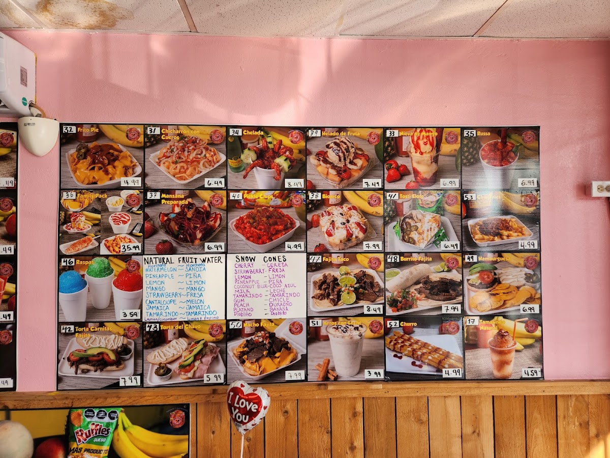 Refresqueria San Marcos menu board
