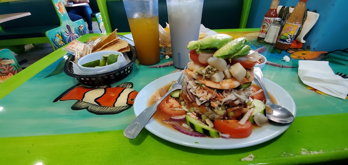 Mariscos Las Islitas - Santa Fe Ave.