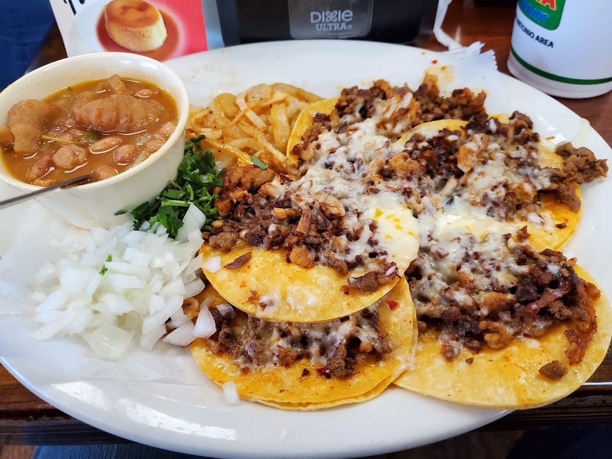 Taqueria La Tapatia