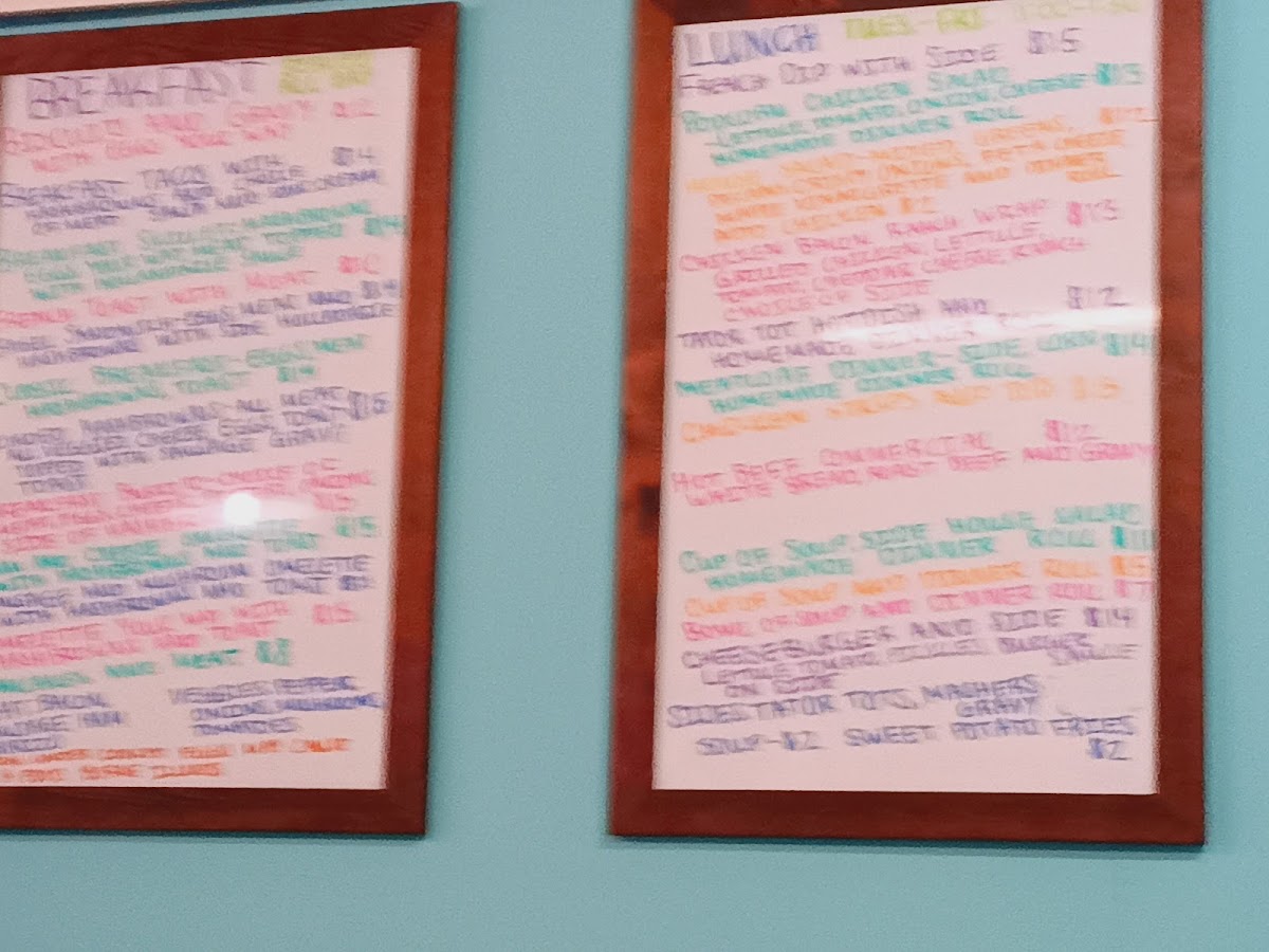 Gabby Lou’s Kitchen menu board