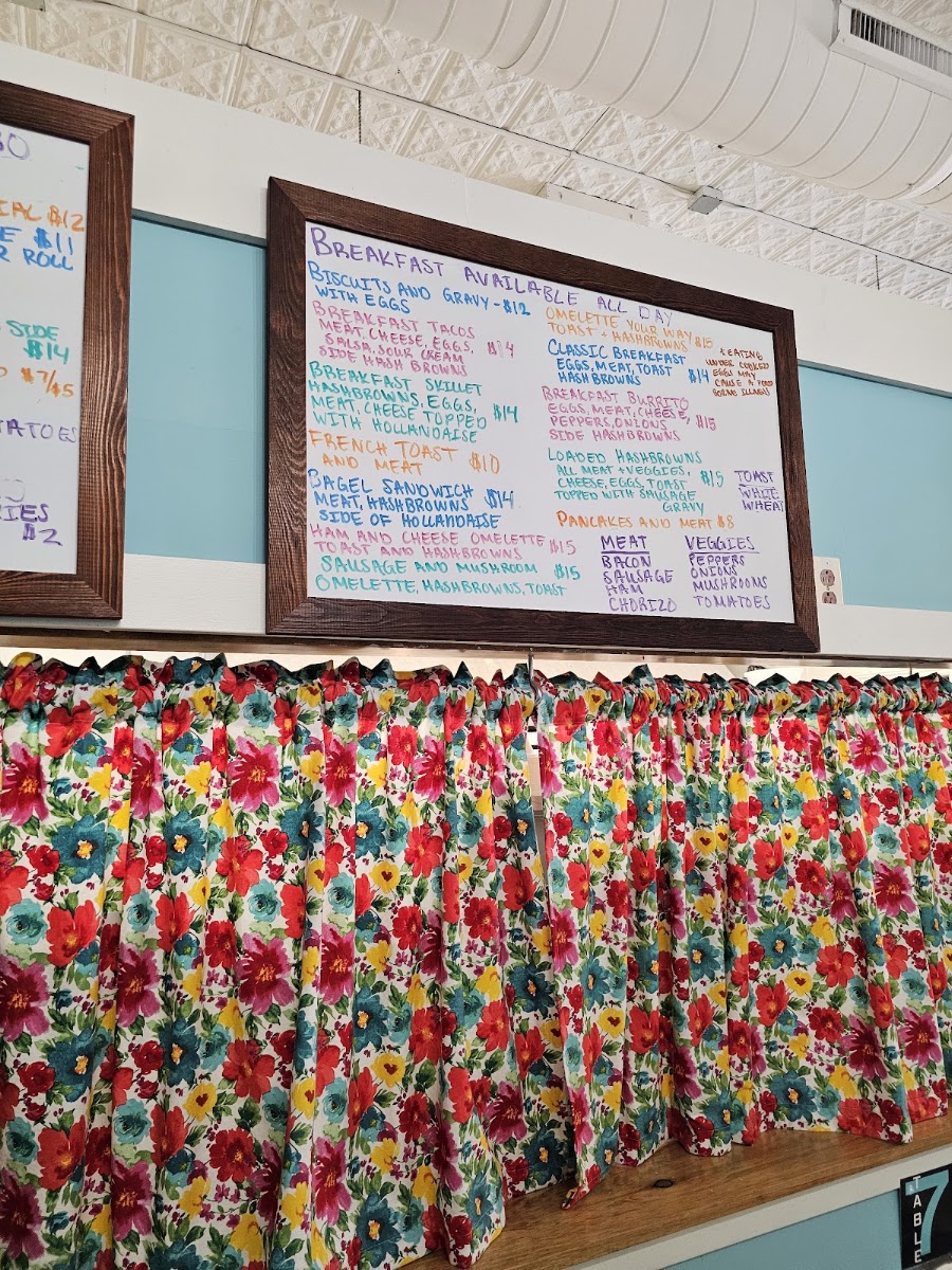 Gabby Lou’s Kitchen menu board