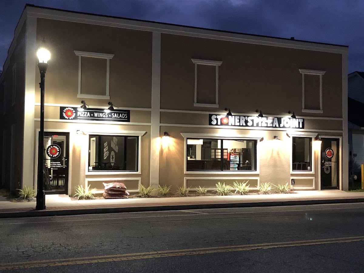 Stoner's Pizza Joint