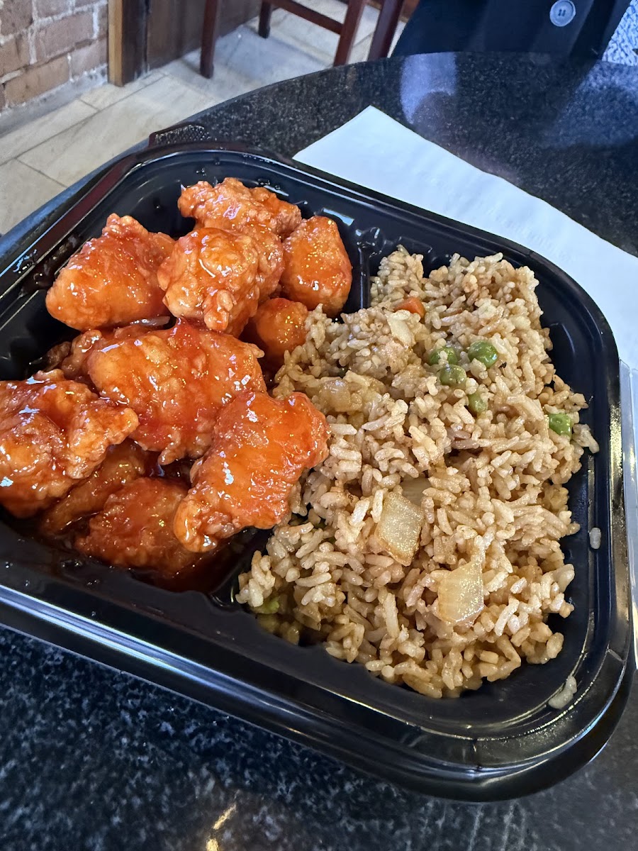 John's Wok N Roll | Chinese