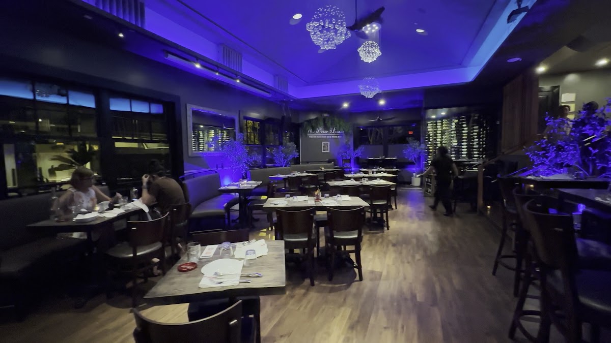 THE POUR HOUSE Italian Kitchen and Wine Bar