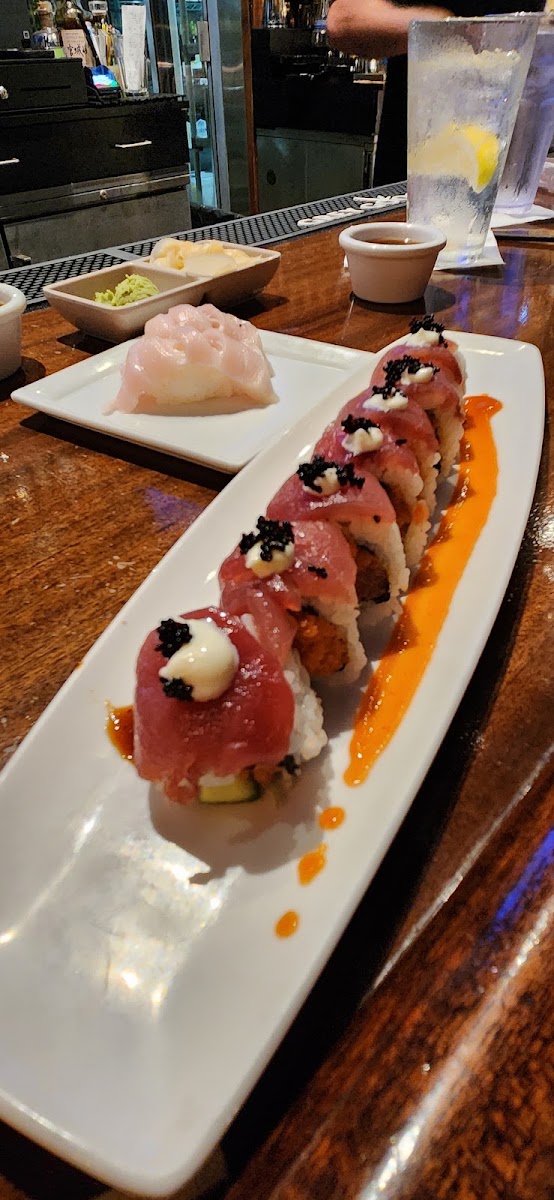 THE POUR HOUSE Italian Kitchen and Wine Bar