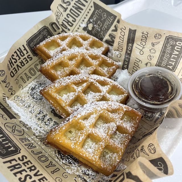 Belgian Waffle w Butter