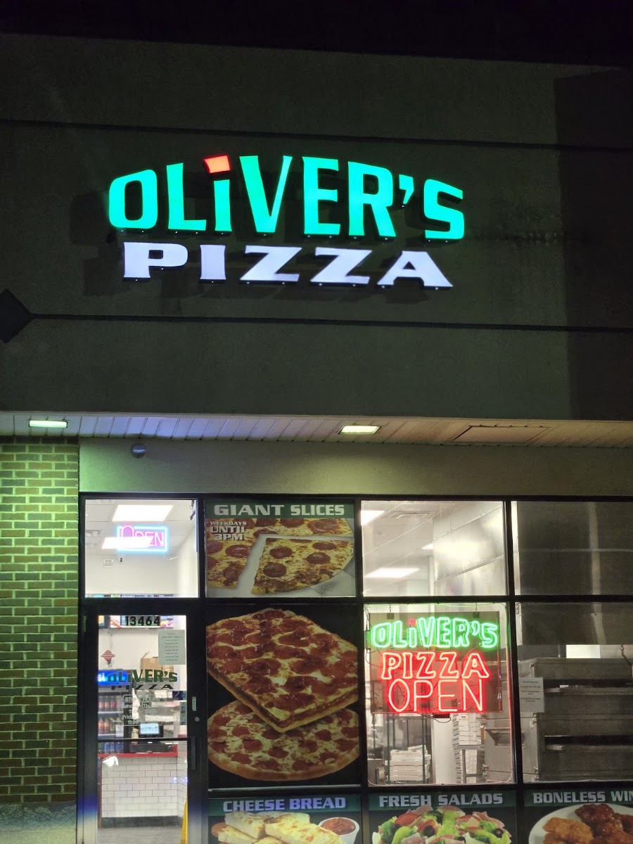 Oliver's Pizza menu board