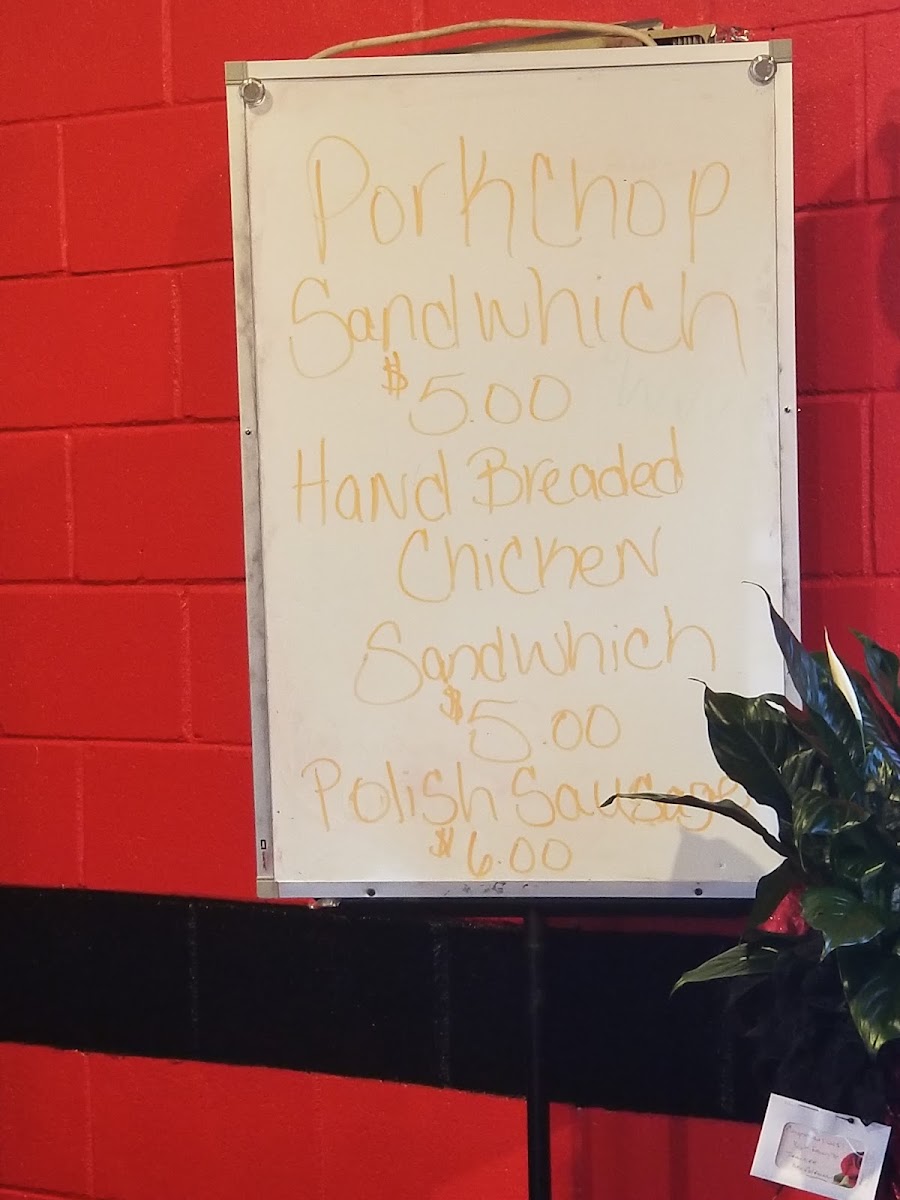 MUNCHIE MIKES menu board