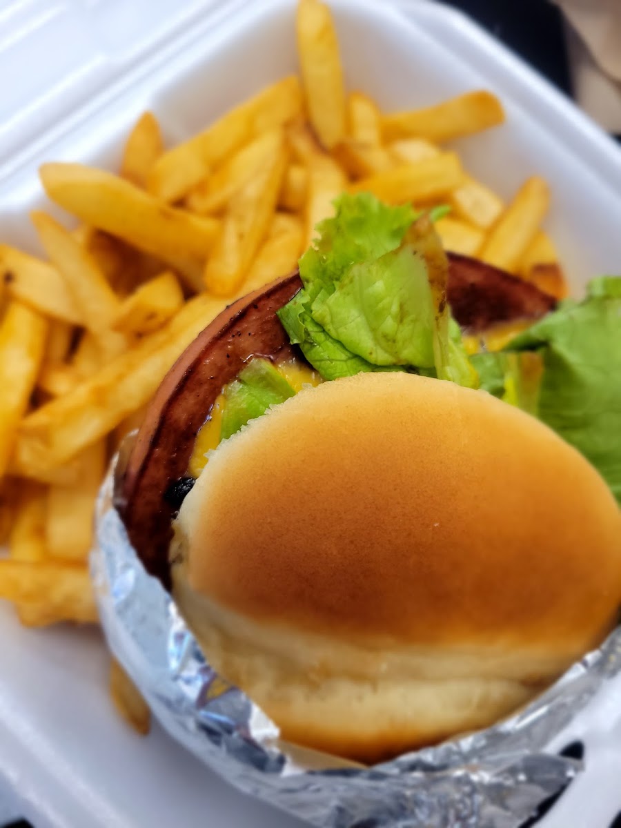 Freddie's Grill