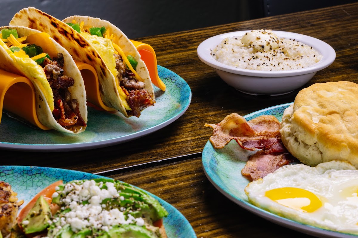 Buzzy's Breakfast Midtown