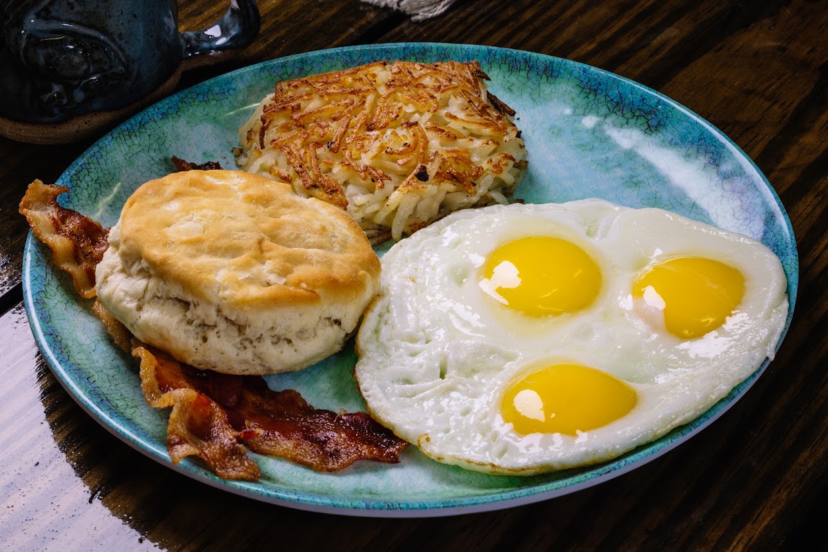 Buzzy's Breakfast Midtown