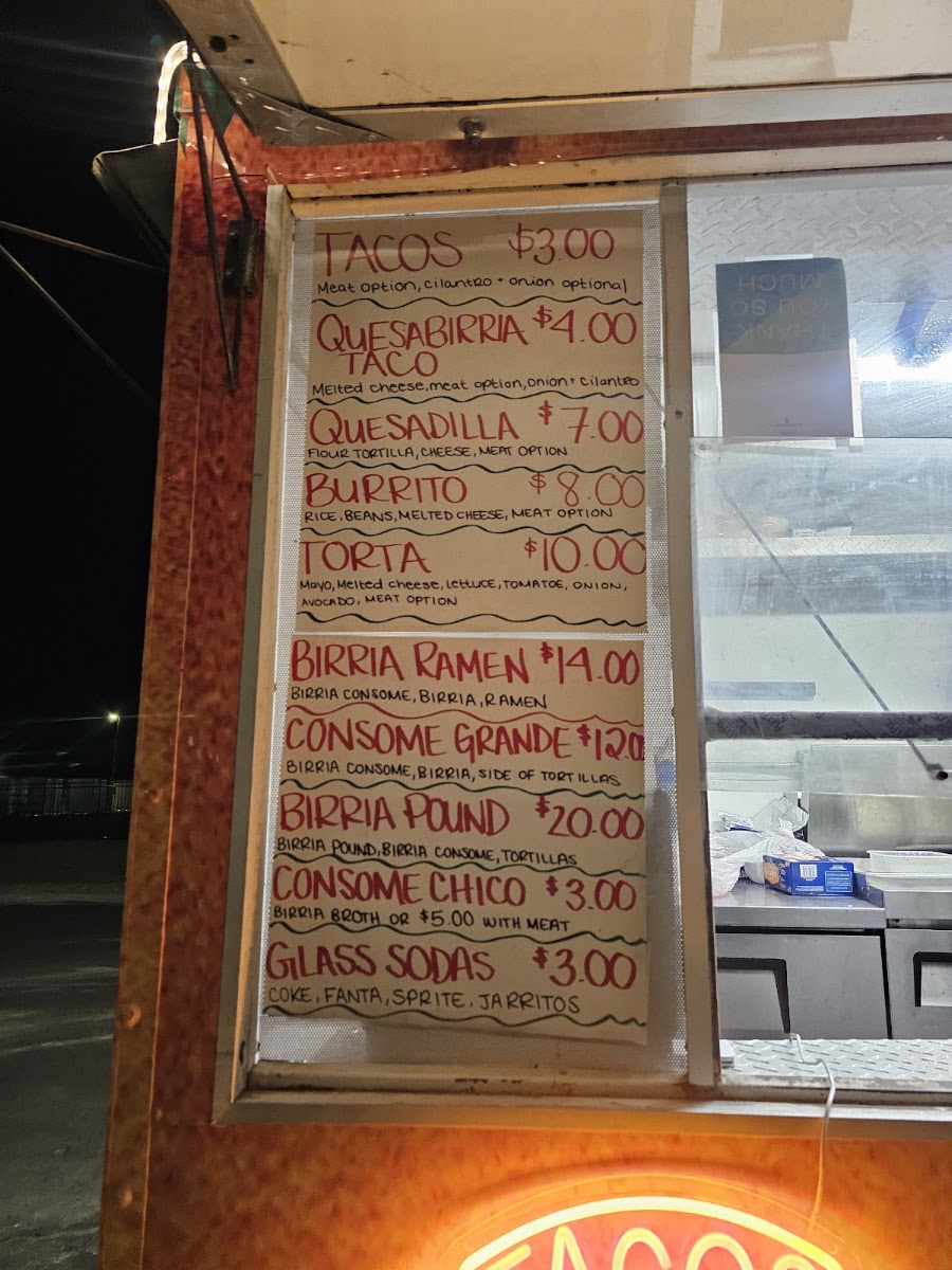 La Unica Birria de Res 2 menu board