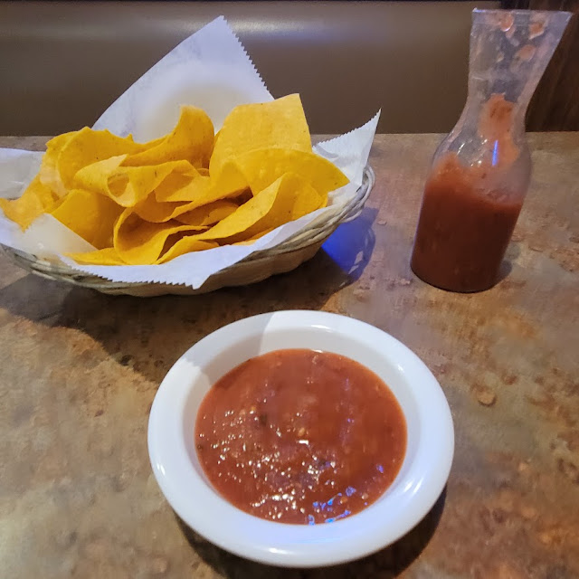 Extra Chips & Salsa