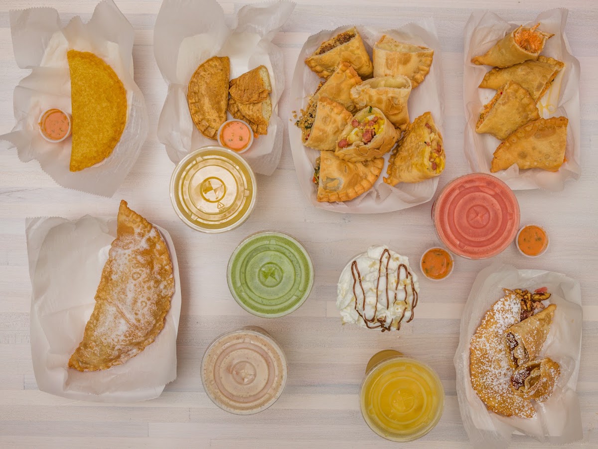 Fuze Eatery: Empanada House & Smoothie Bar