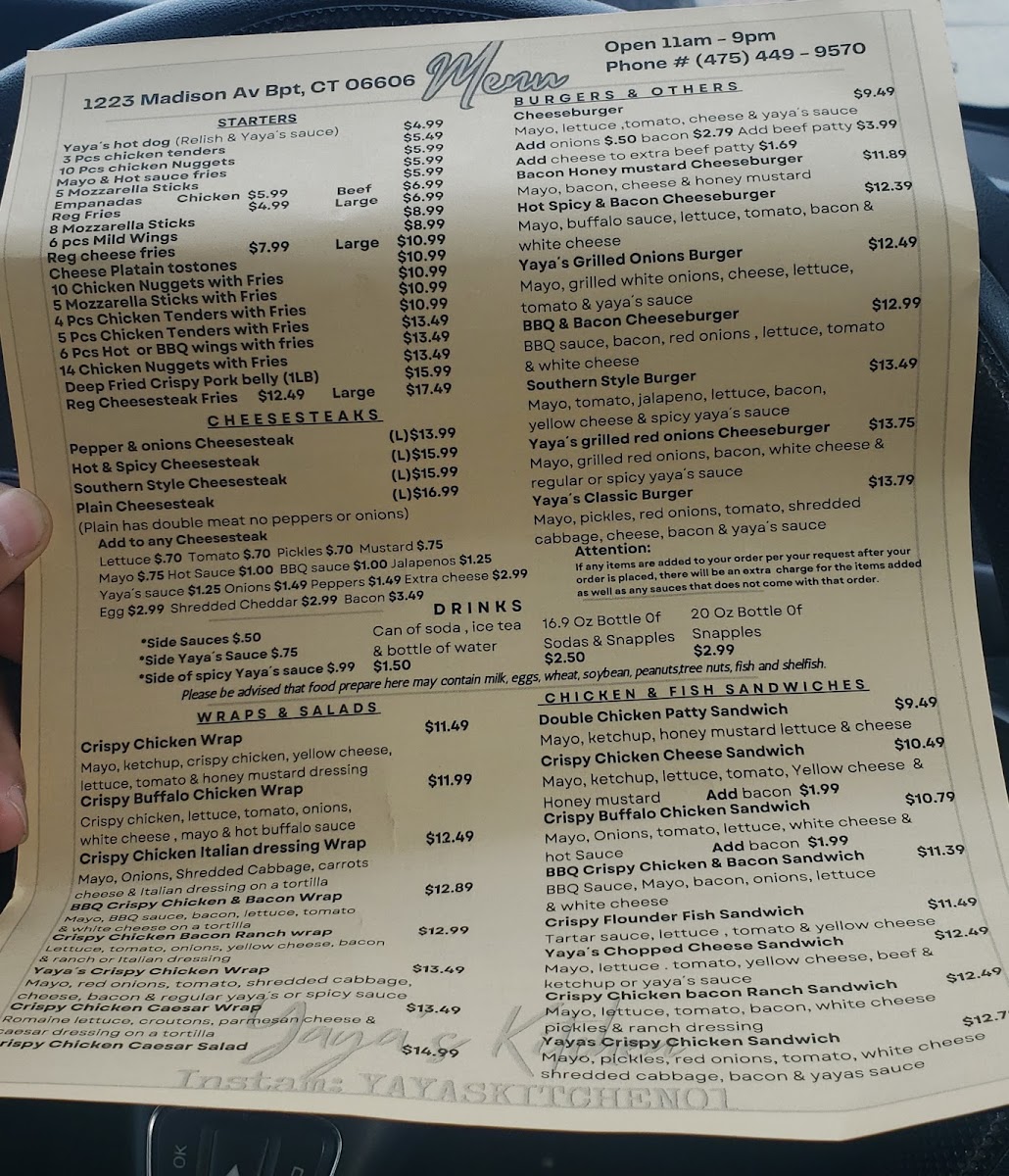 YAYA´S KITCHEN menu board