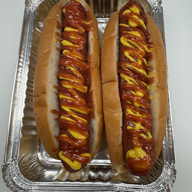 Yaya ́S Hot Dog