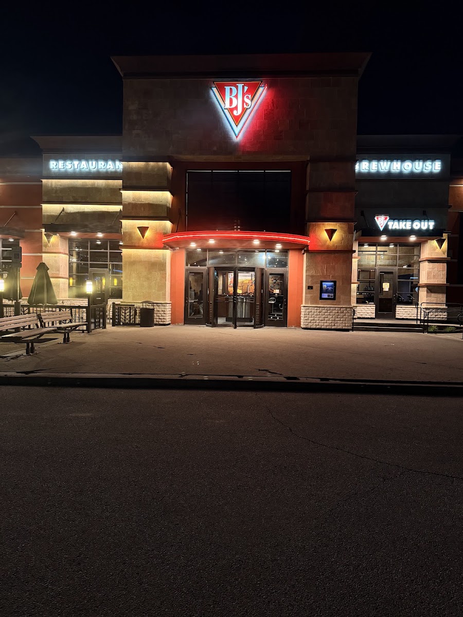 BJ's Restaurant & Brewhouse