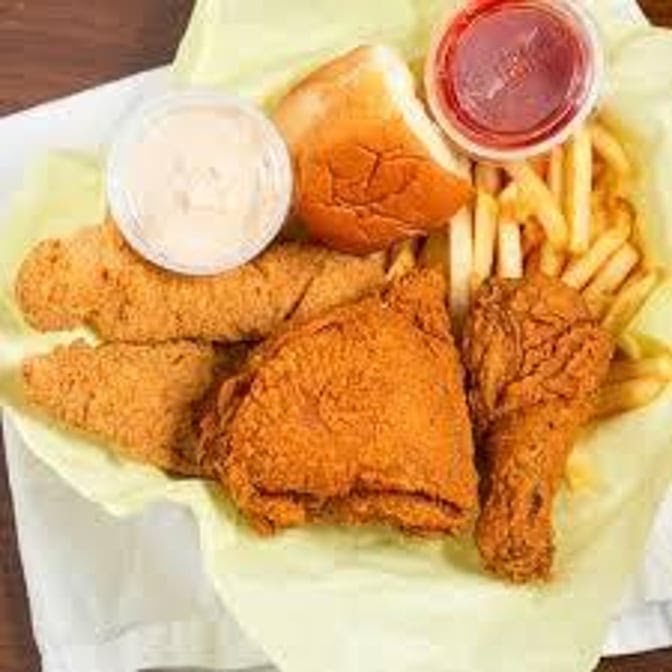 Louisiana Famous Fried Chicken on Lake Street