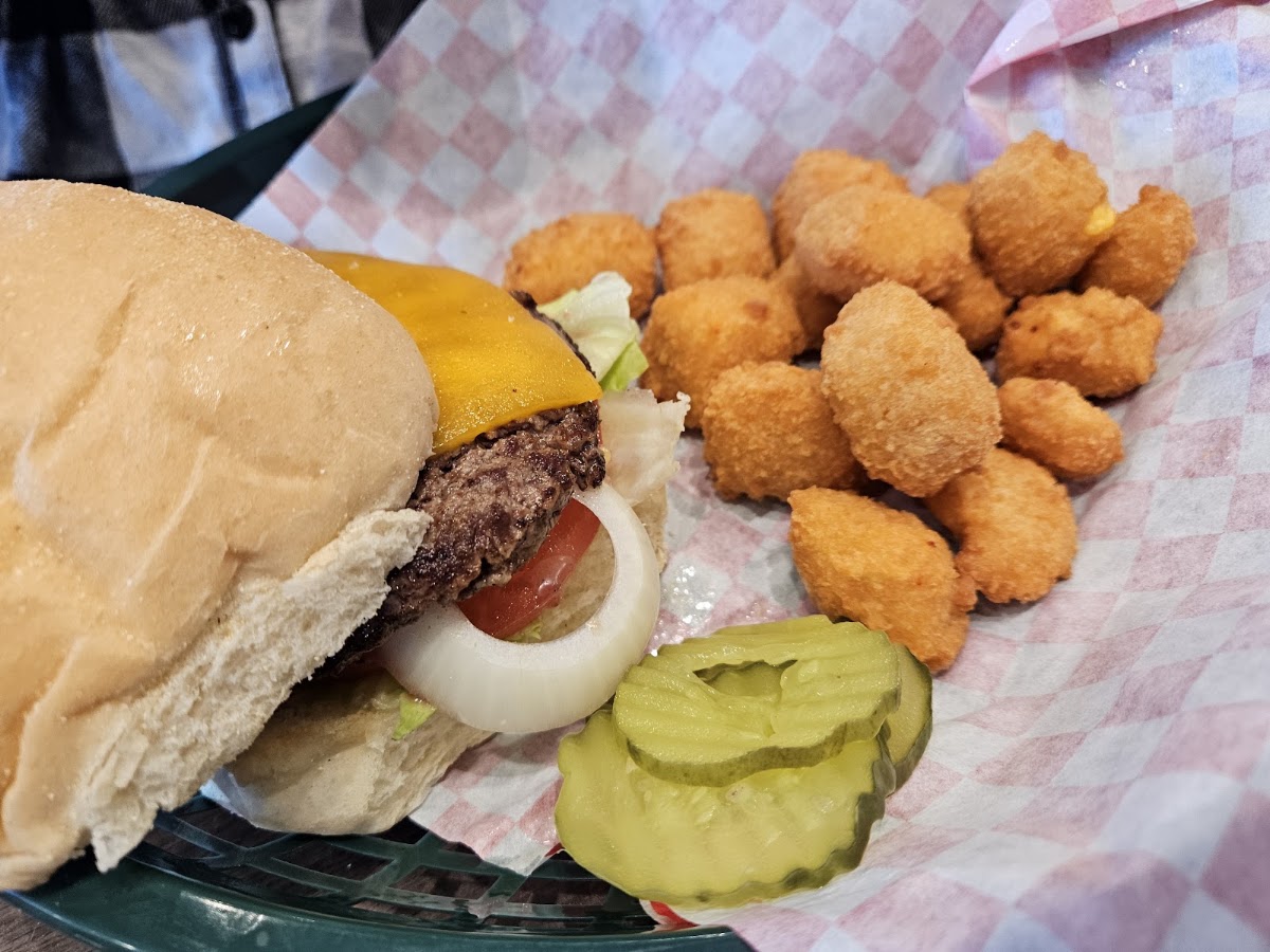 Maribel Country Diner