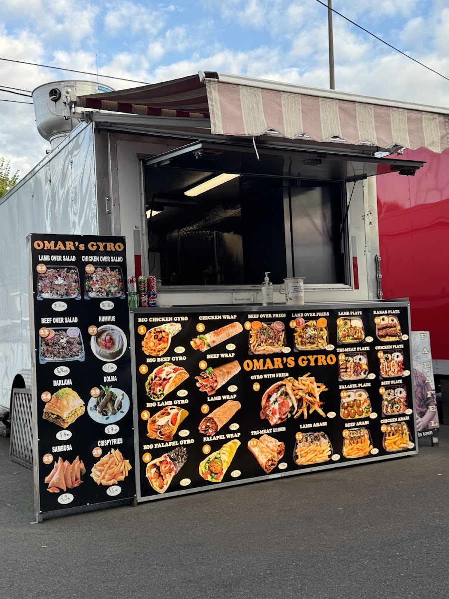 Omar’s Gyro menu board