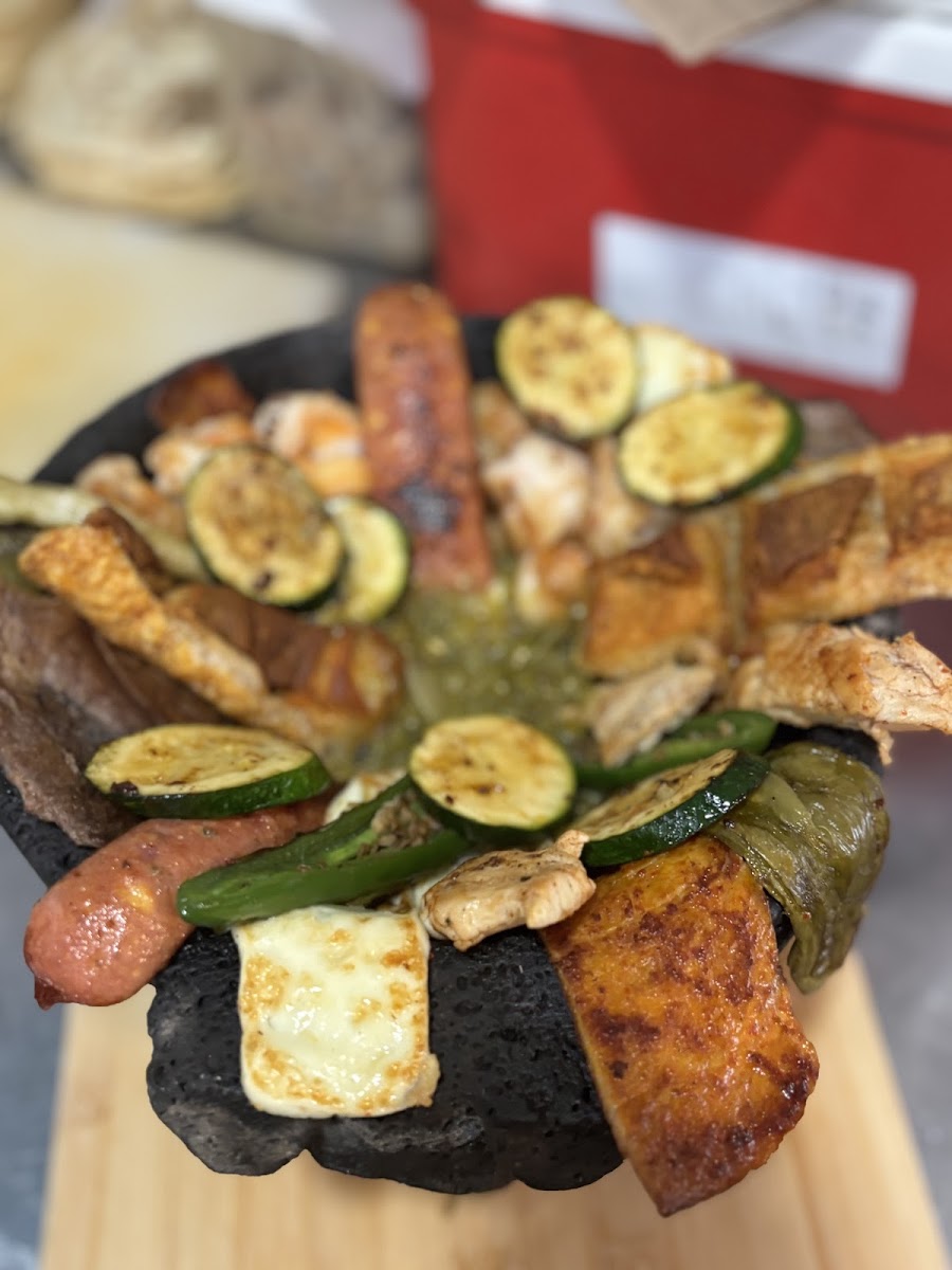 Antojitos y Taqueria Mx