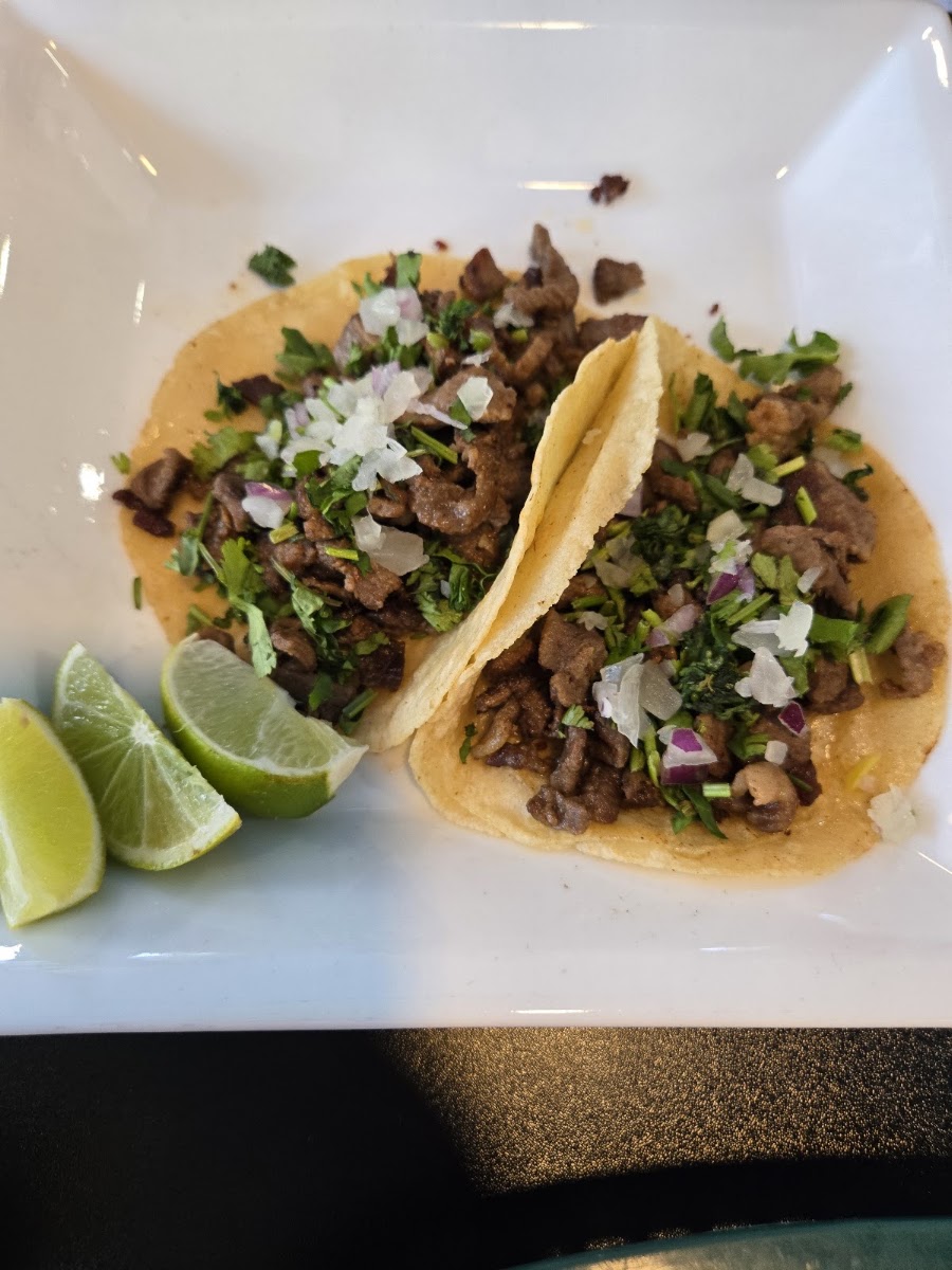 Antojitos y Taqueria Mx