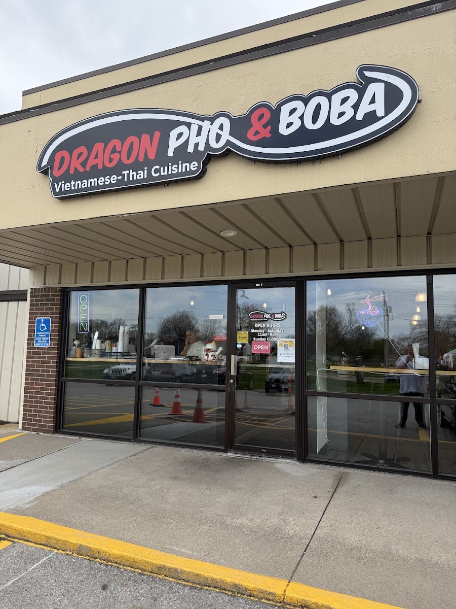 Dragon Pho & Boba