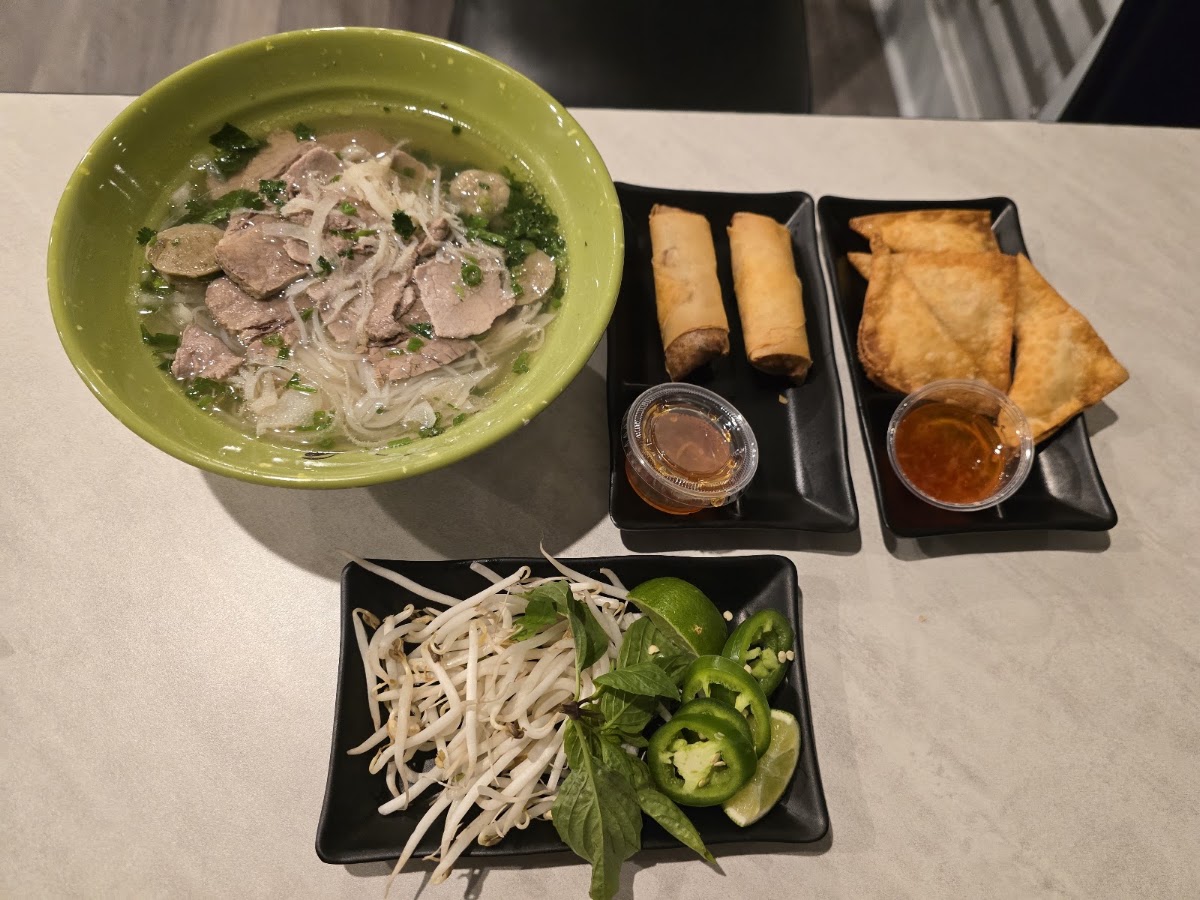 Pho-Topia